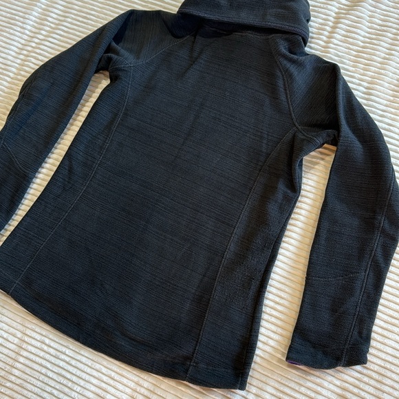 Avalanche Fleece Gray Purple Asymmetrical Funnel Neck Button Sweatshirt Small - Picture 10 of 14